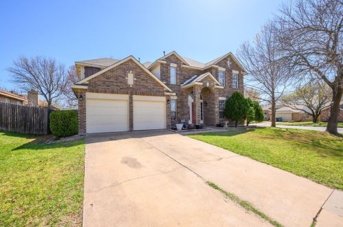 2100 Brooklake St, Denton, TX 76207-1619