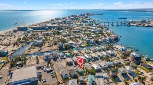 254 Ostego Dr, Fort Myers Beach, FL 33931-2831