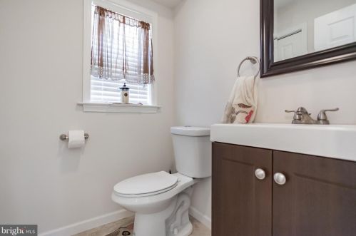 532 Winding Rd, Lansdale PA  19446-3447 exterior