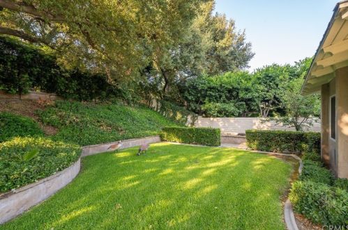 607 Oak Grove Dr, Glendora CA  91741-2258 exterior