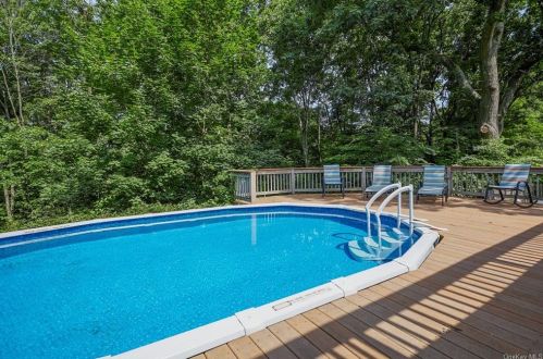 163 Teakettle Spout Rd, Mahopac NY  10541-4250 exterior