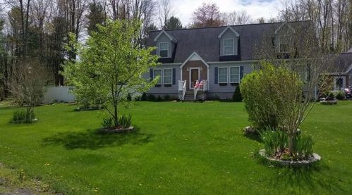 1932 Woods Edge Dr, Millport, NY 14864-9730