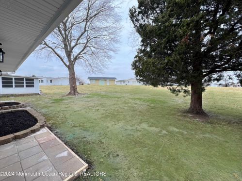 133 Central Blvd, Bricktown NJ  08724-2467 exterior