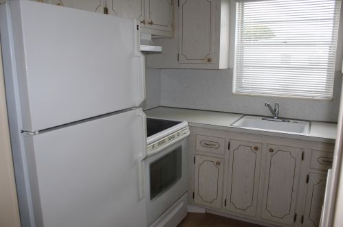 282 Camden L, West Palm Beach FL  33417-2057 exterior