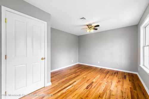 2278 Burroughs Ave, Northfield NJ  08225-1063 exterior