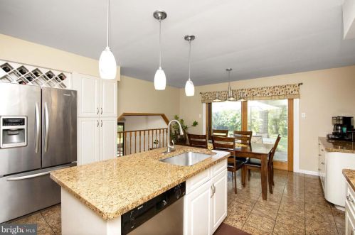 1404 Southwind Way, Dresher PA  19025-1026 exterior