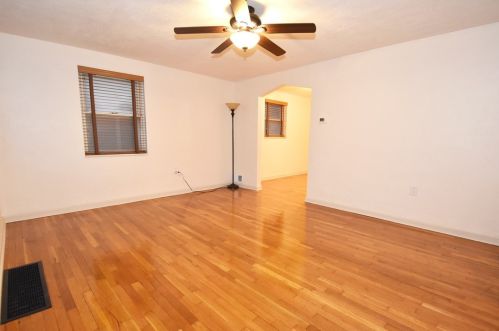 2915 Brentwood Ave, Pittsburgh, PA 15227-2527