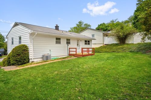 210 Dominican Way, Zelienople PA  16063-1403 exterior