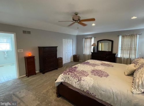 1567 Potter Dr, Pottstown PA 19464-2978 exterior