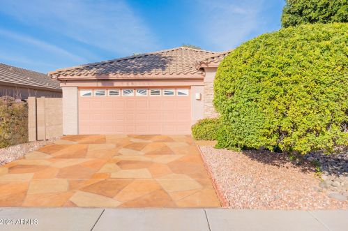15850 Carmen Dr, Sun City, AZ 85374-7815