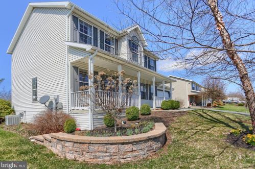146 Martel Cir, Siddonsburg PA  17019-8717 exterior