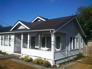 3871 F St, Eureka, CA 95503-6001