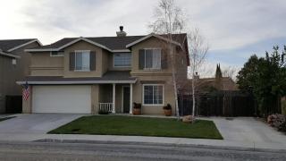 2376 Glenview Dr, Hollister, CA 95023-8026