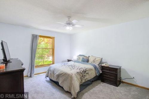 2547 Unity Ave, Minneapolis MN  55422-3451 exterior