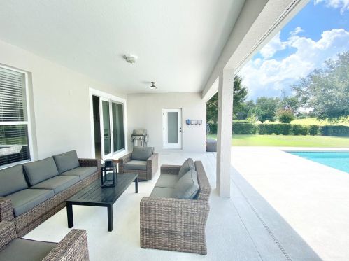 23431 Valderama Ln, Mount Plymouth FL  32776-6937 exterior