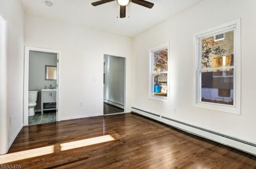 287 Sanford St, East Orange NJ  07018-1018 exterior