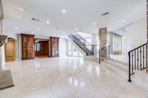 1111 Pebble Beach Dr, Midlothian TX  76063-2645 exterior