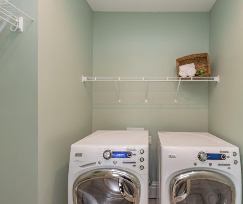 539 Holly Ave, Saint Paul MN 55102-2210 exterior