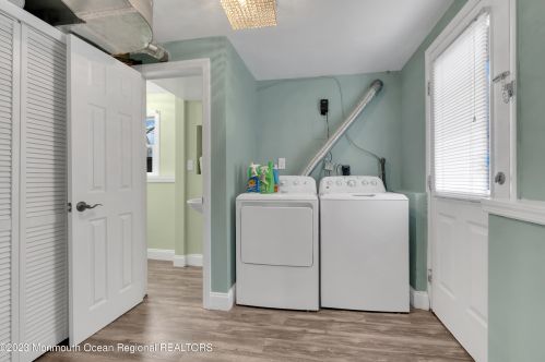 3 Crestview Dr, Hazlet NJ  07730-1303 exterior