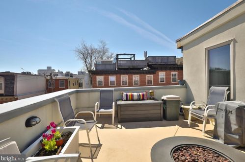 801 17th St, Philadelphia PA  19130-2843 exterior