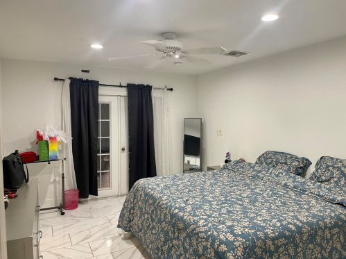 525 Billiar Ave, Fort Pierce FL  34983-8730 exterior