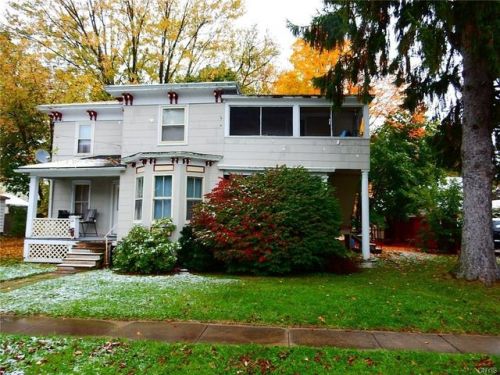26 Sherman St, Auburn, NY 13021-4110