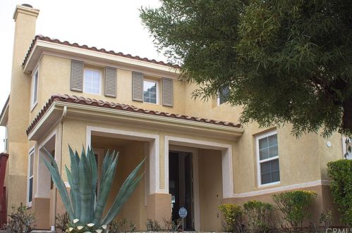1423 New Dawn Ln, Beaumont, CA 92223-3309