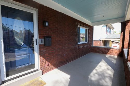 1045 Biltmore Ave, Pittsburgh, PA 15216-2305