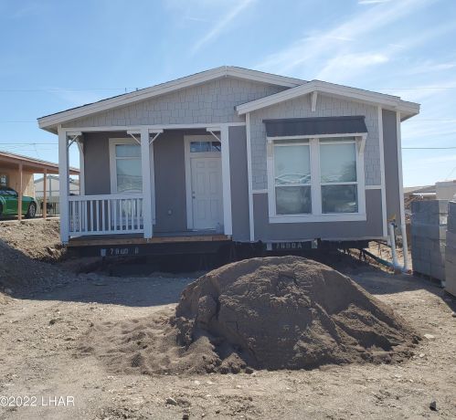 3037 Lake Dr, Lake Havasu City AZ  86404-9786 exterior