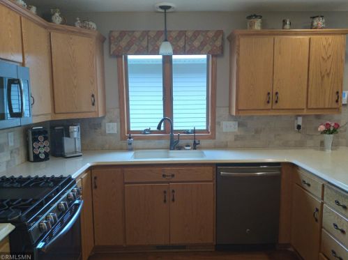 326 Waite Ave, Saint Cloud MN 56301-7338 exterior