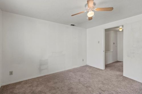 8449 Freeport Dr, Dallas TX  75228-4935 exterior