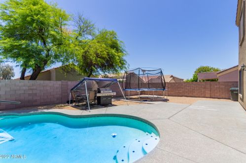 10517 Magnolia St, Tolleson AZ  85353-5623 exterior