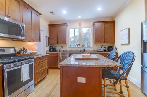 116 Slipper Shell Ct, Mount Pleasant SC  29464-6724 exterior