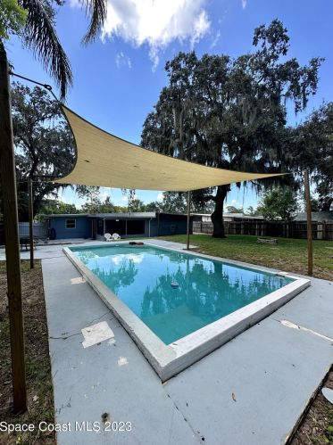 75 Hilltop Dr, Titusville FL  32796-2530 exterior