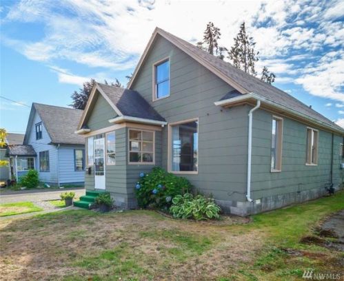 136 Karr Ave, Hoquiam, WA 98550-1727
