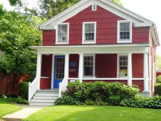 248 Greenwood Ave, Bethel, CT 06801-2420