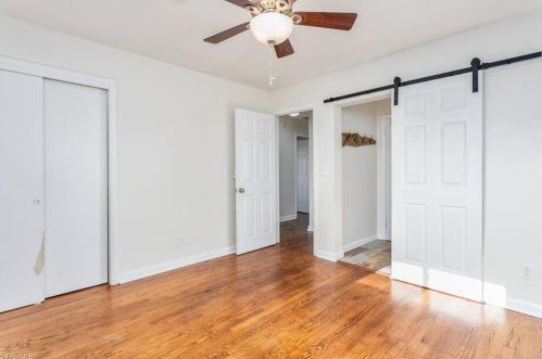 7 Armhurst Ct, Greensboro NC  27405-5911 exterior