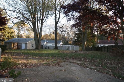 2 Edgewood Rd, Dover, DE 19901-4930