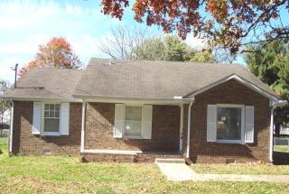 3404 Pembroke Rd, Clarksville, TN 37042-5801