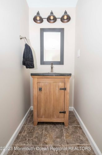 9 Maxim Ct, Jackson Twp NJ 08527-3893 exterior