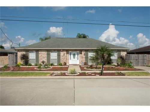3816 Mumphrey Rd, Chalmette, LA 70043-1564