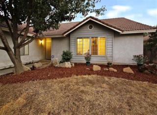 2482 Polson Ave, Clovis, CA 93611-5355