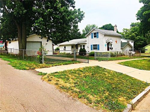 206 Catherine St, Medina, NY 14103-1157