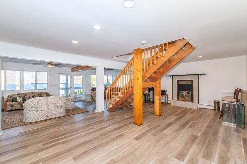 72 Shore Ave, Greenwood Lake, NY 10925-4328