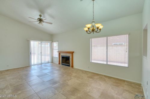 19414 76th Dr, Glendale, AZ 85308-6032