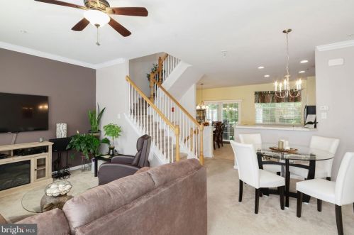 4104 Sophia Ln, Boothwyn, PA 19061-2806