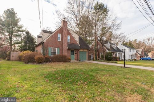 112 College Ave, Flourtown, PA 19031-1923