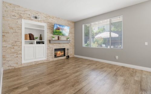 43014 Camino Caruna, Temecula CA  92592-3787 exterior