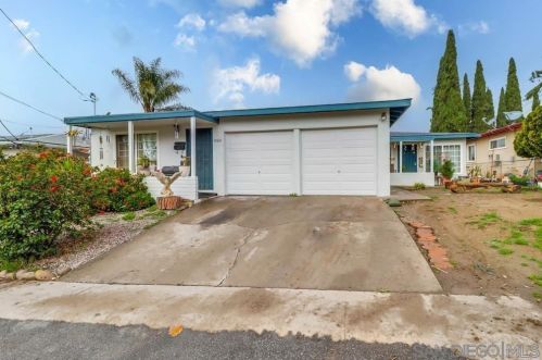 6060 Nancy Dr, La Mesa CA  91942-3820 exterior