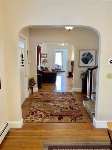 7 Harvey Rd, Londonderry NH  03053-7412 exterior